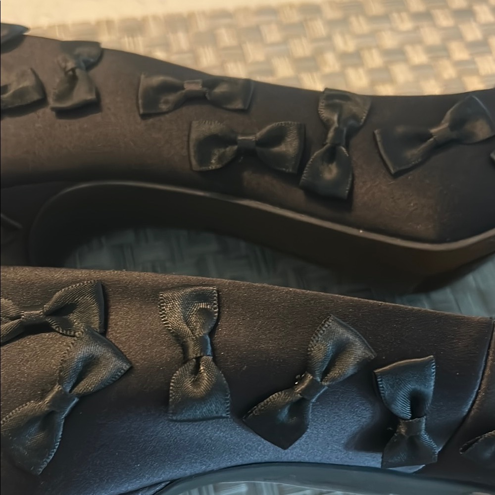 GIANI BINI Black Bow-Adorned Heels - Picture 10 of 10